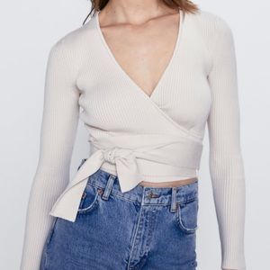 NWT ZARA WRAP-AROUND WHITE KNIT TOP